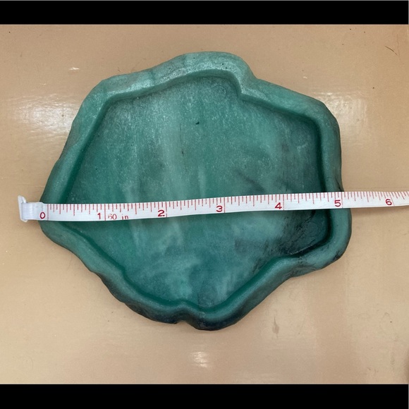 NWOT Reptile water dish. - Picture 2 of 2